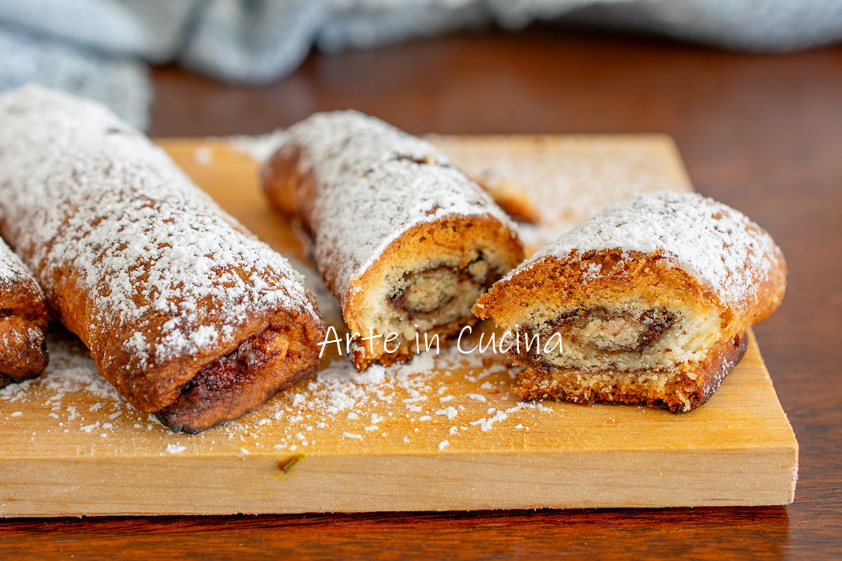 Roulés de biscuits aux amandes avec Nutella
