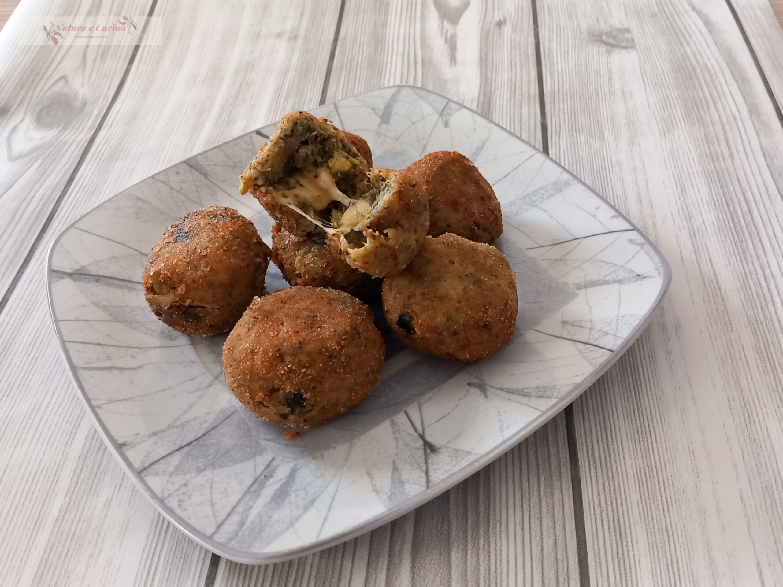 Boulettes de brocolis et scamorza