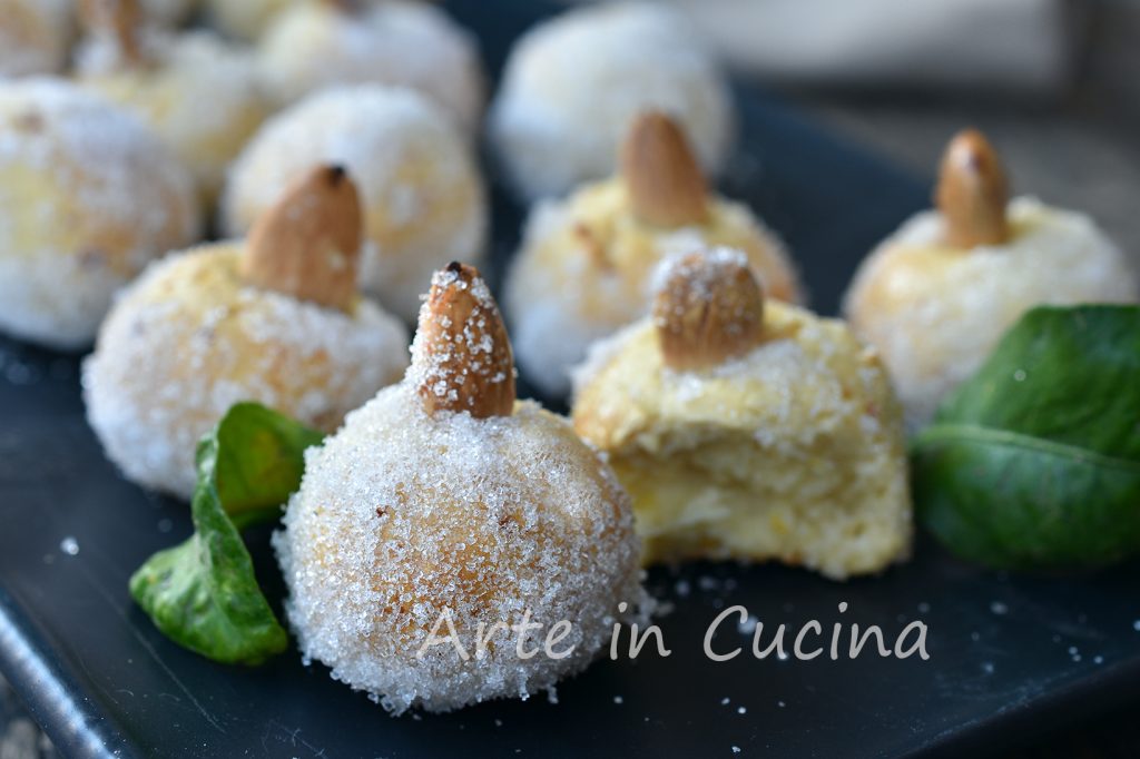 Castagnole au limoncello au four sucrées de carnaval