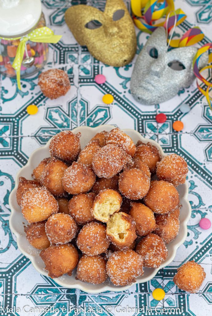 castagnoles à la ricotta très moelleuses