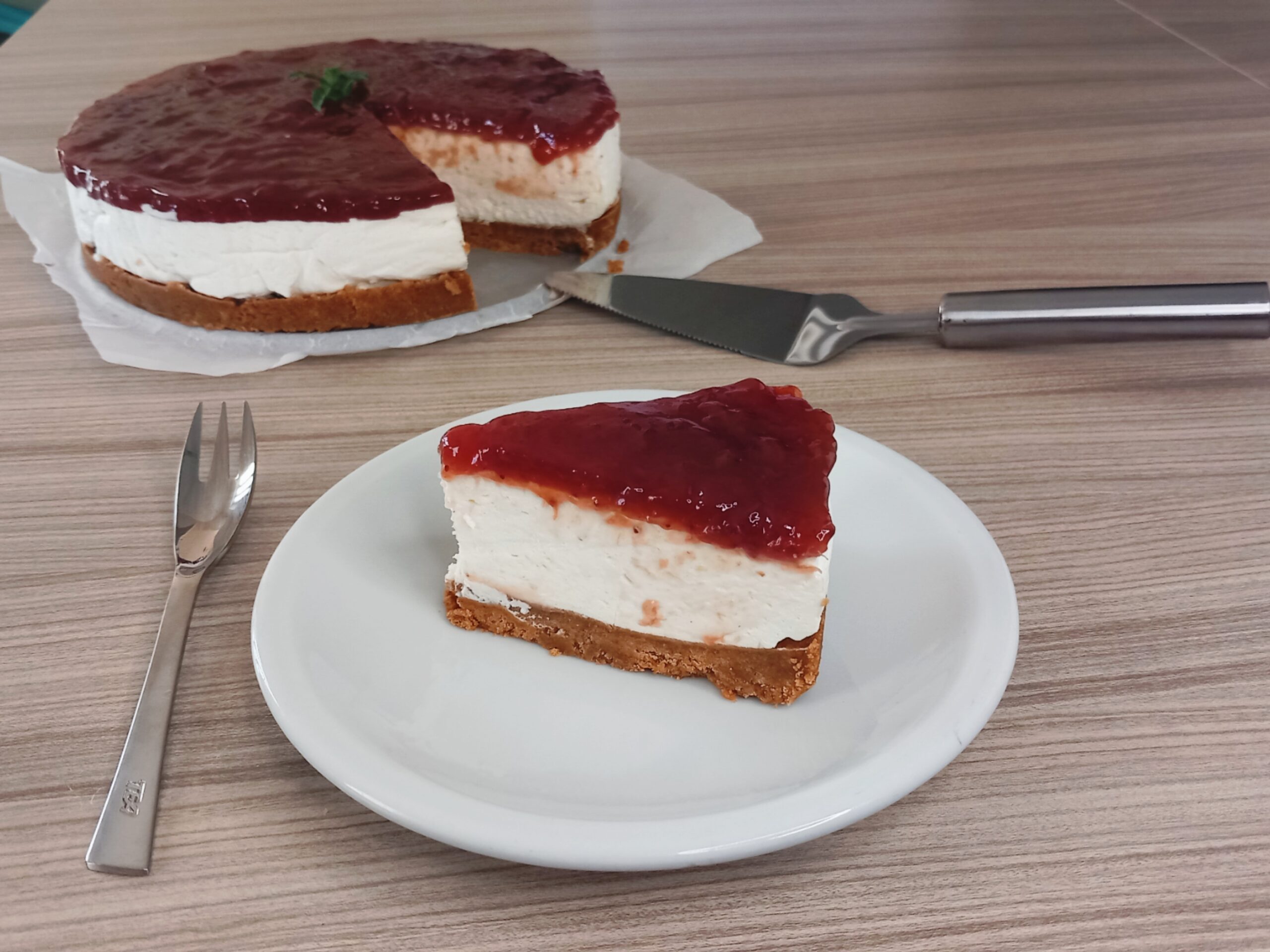 Cheesecake à la confiture de fraises