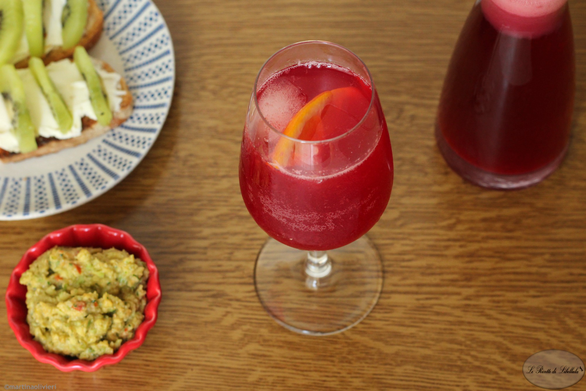 Cocktail sans alcool à la grenade