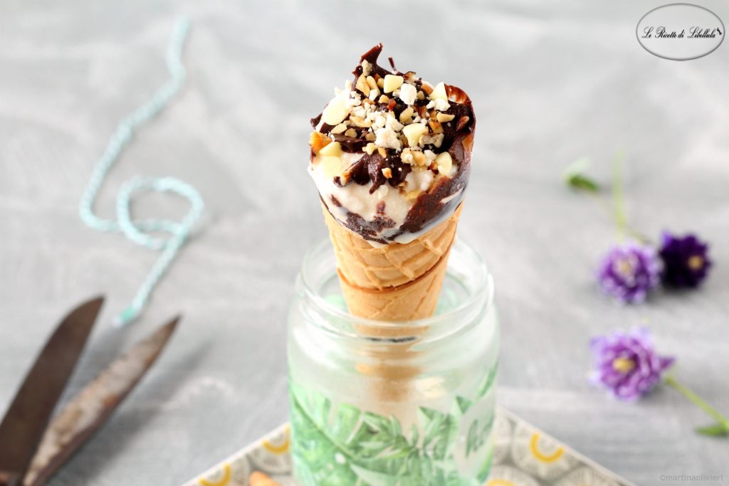 Cornet avec glace à la vanille