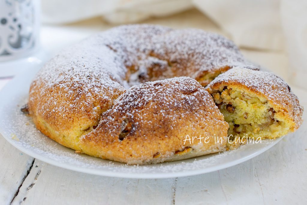 Couronne sablée aux noix