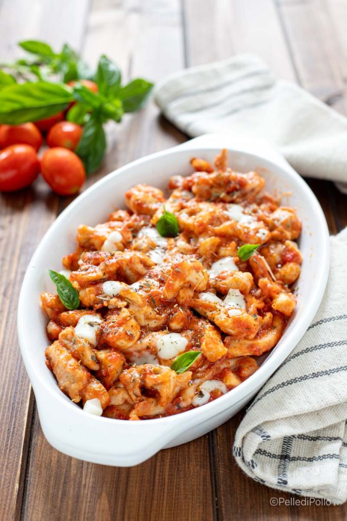 émincés de poulet avec tomate et provola