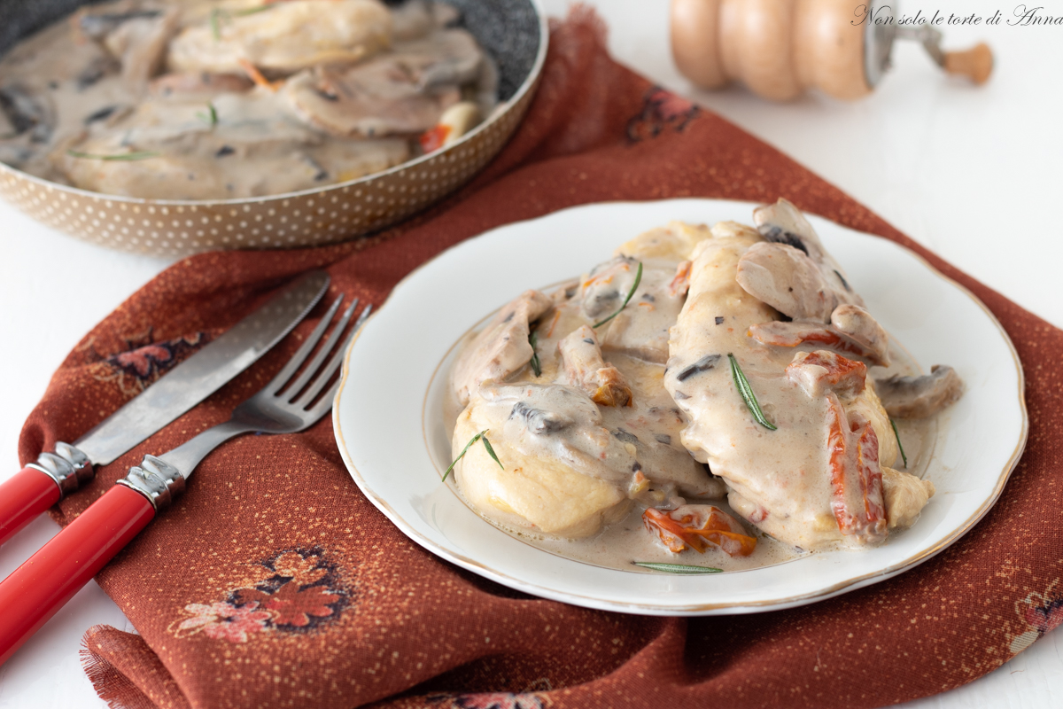 Escalopes de poulet crémeuses aux champignons
