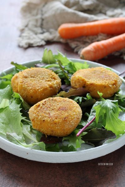 faites cuire les boulettes de carottes et servez