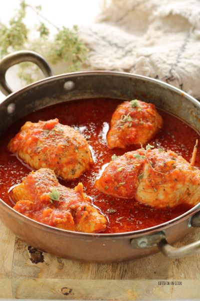 faites réduire la sauce à feu vif et servez