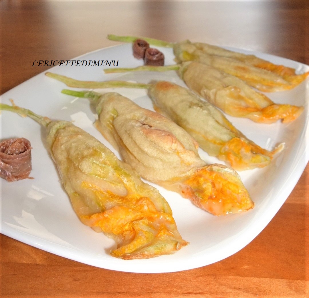 Fleurs de courgette en pâte au four