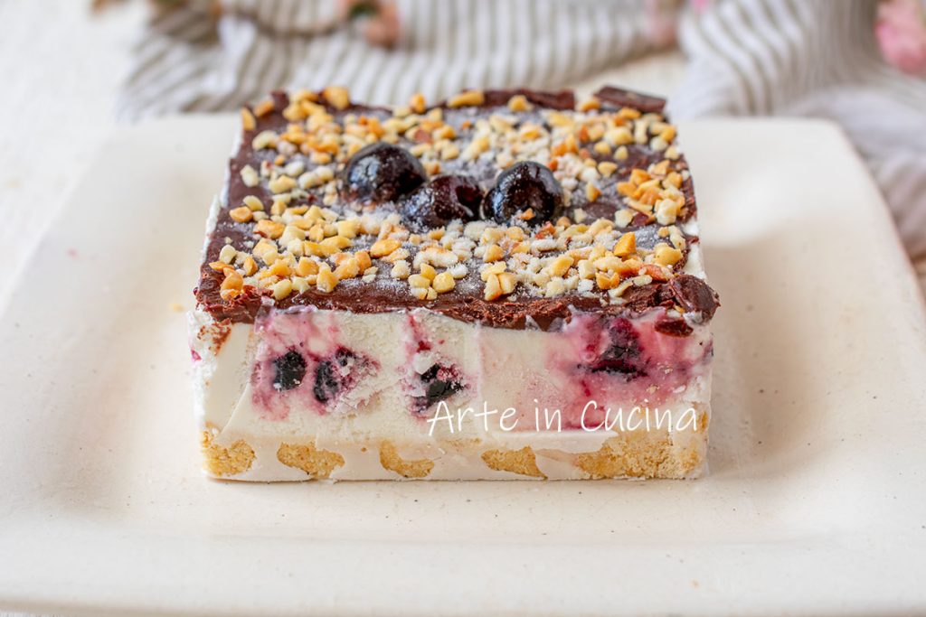 Gâteau croquant à l'amarena