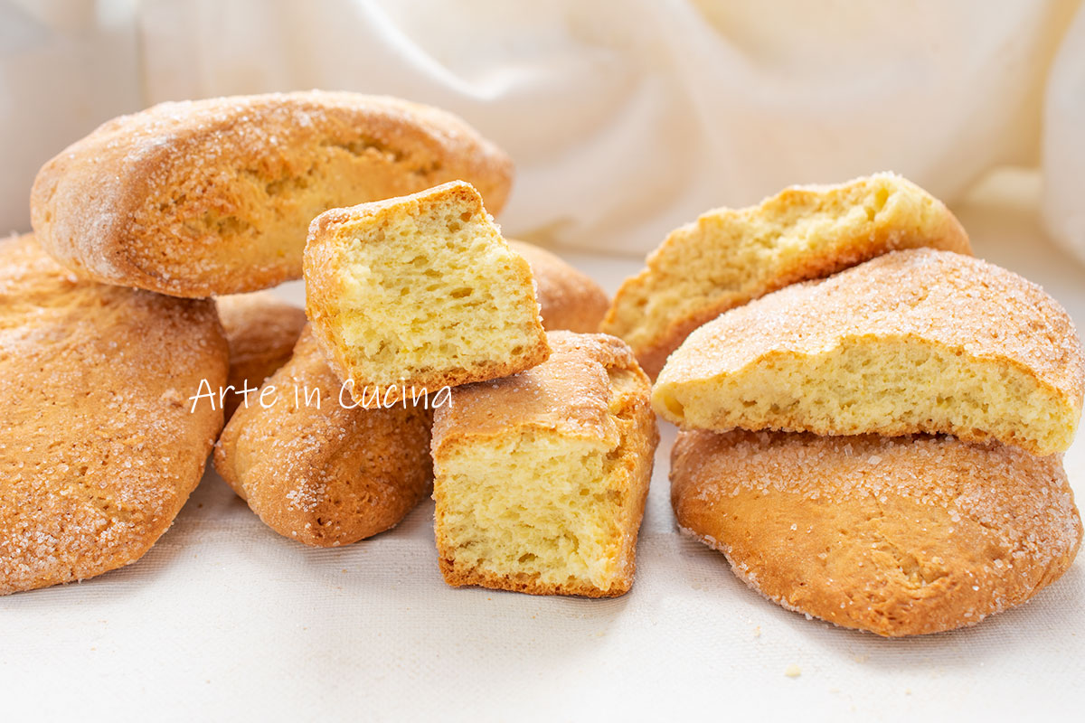 Gros biscuits d&rsquo;infusion de grand-mère