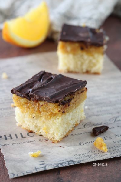 laissez refroidir le gâteau et servez-le en cubes