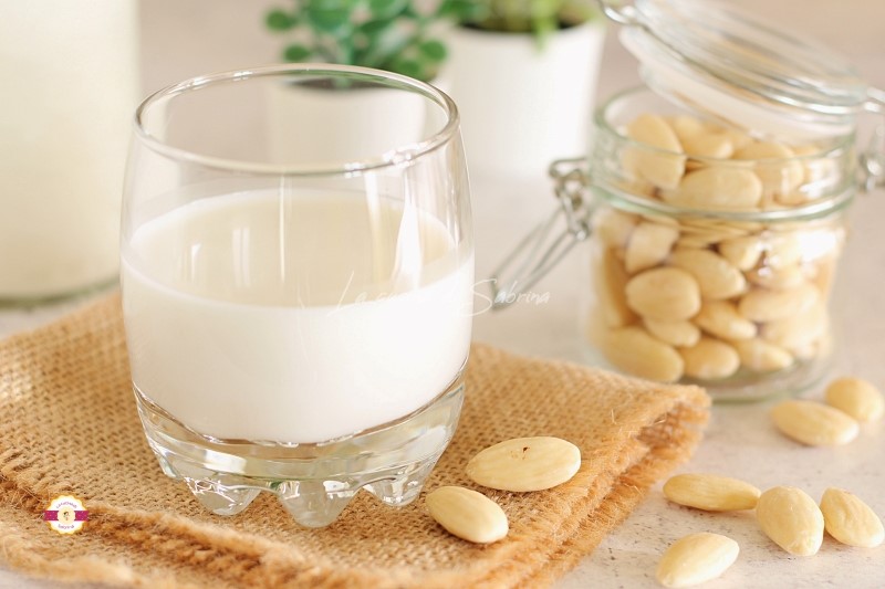 Lait d&rsquo;amande naturel