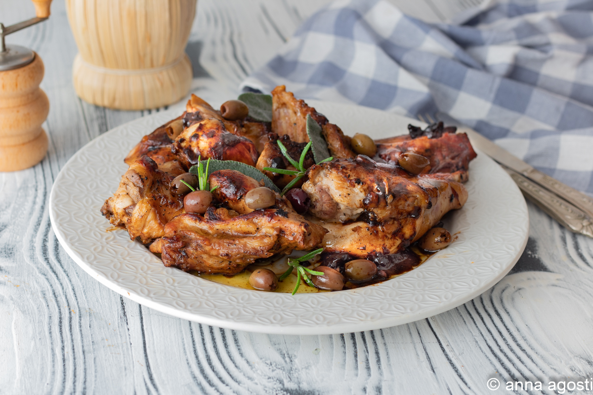 LAPIN MARSALA ET DATTES