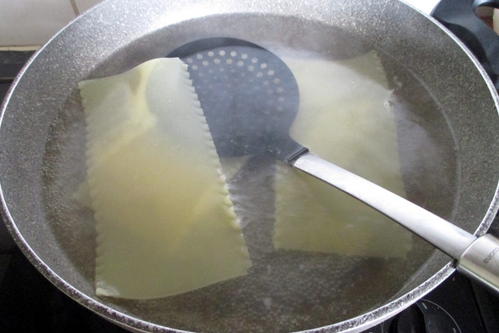 Lasagnes végétaliennes légères - préparation, Mange sans Ventre