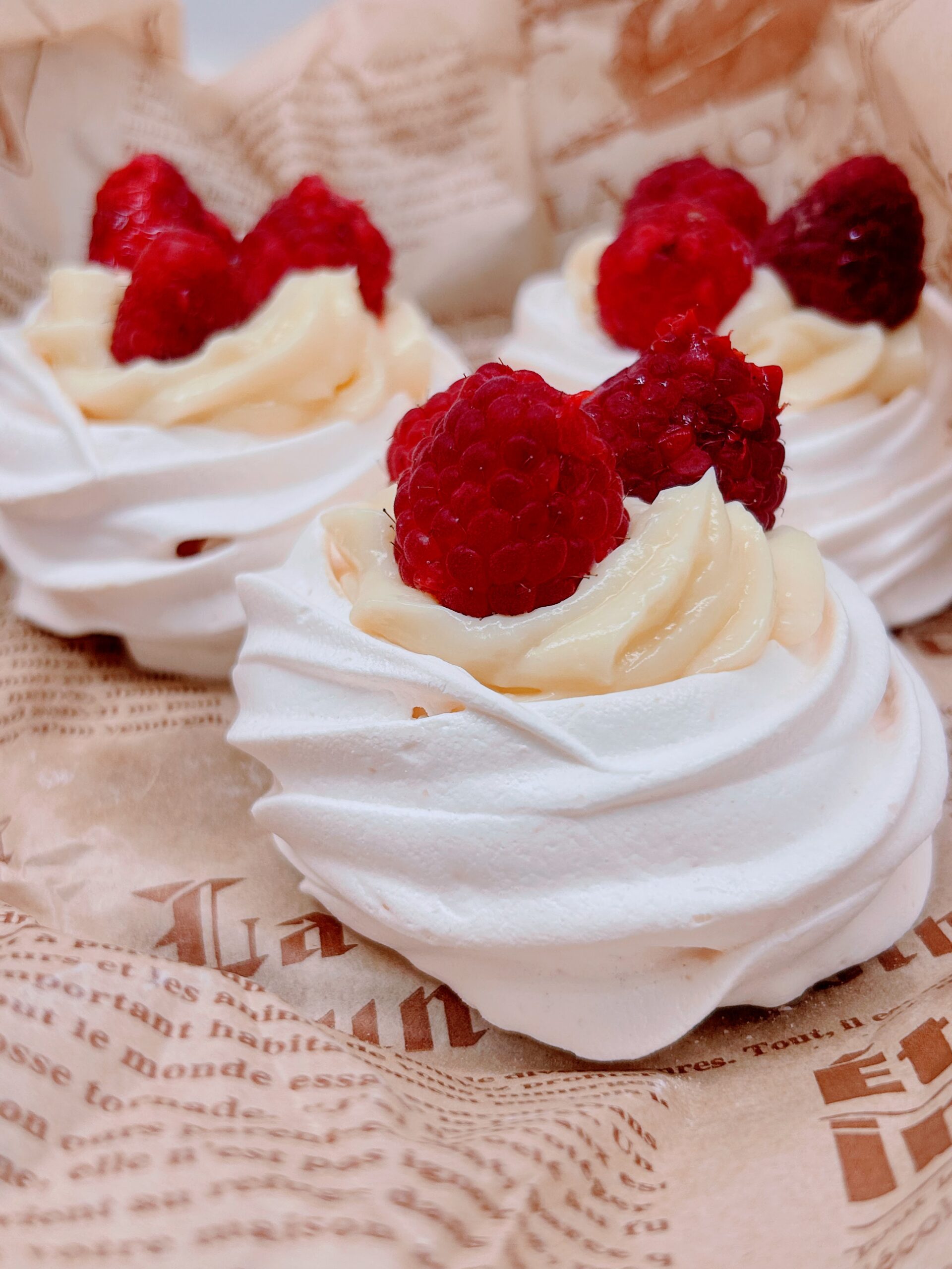 Mini pavlova