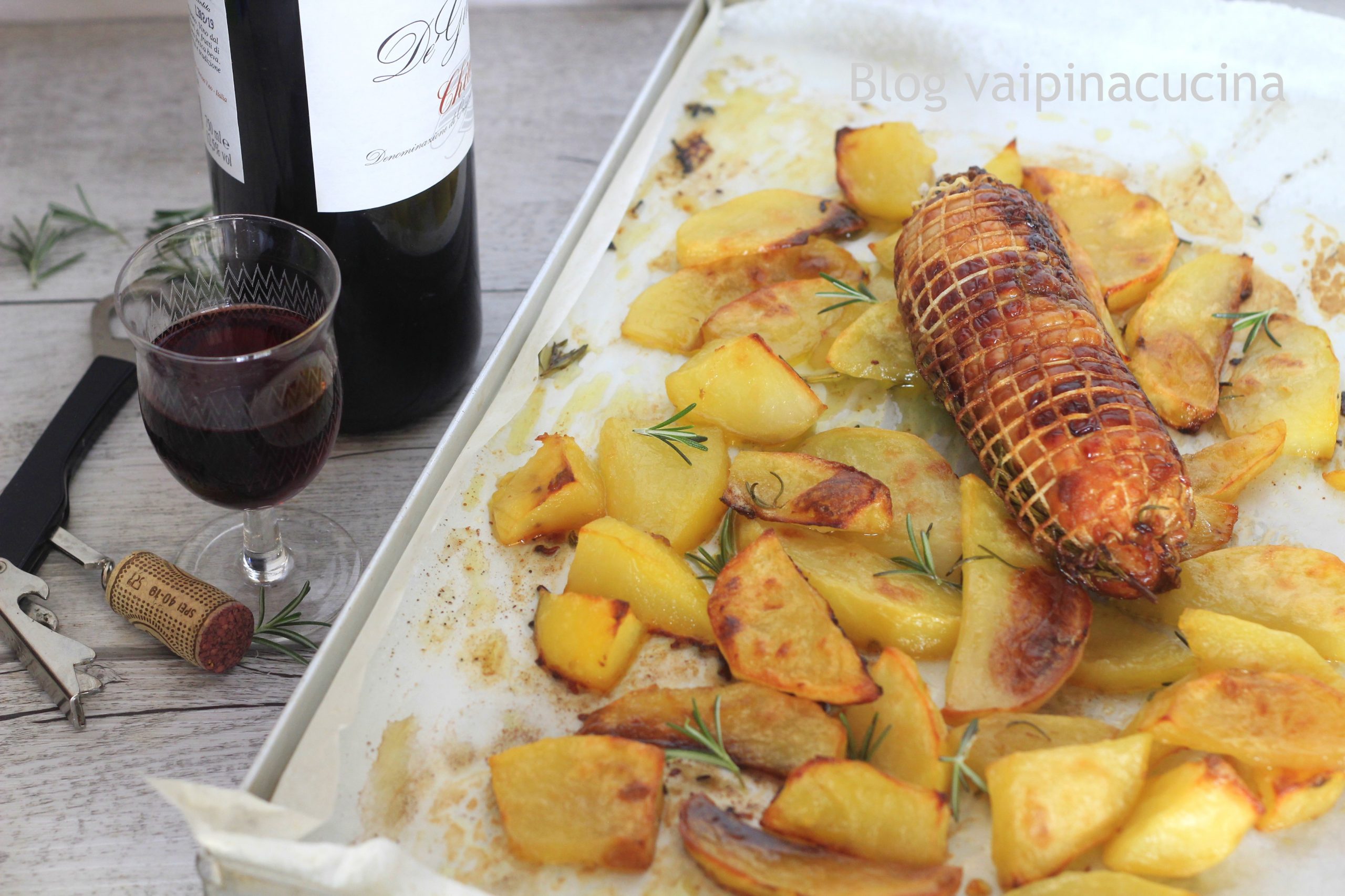 Pain de viande au four de poulet avec pommes de terre