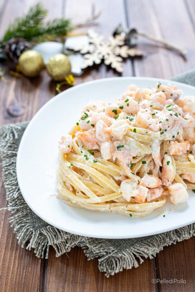 pâtes aux crevettes et saumon fumé