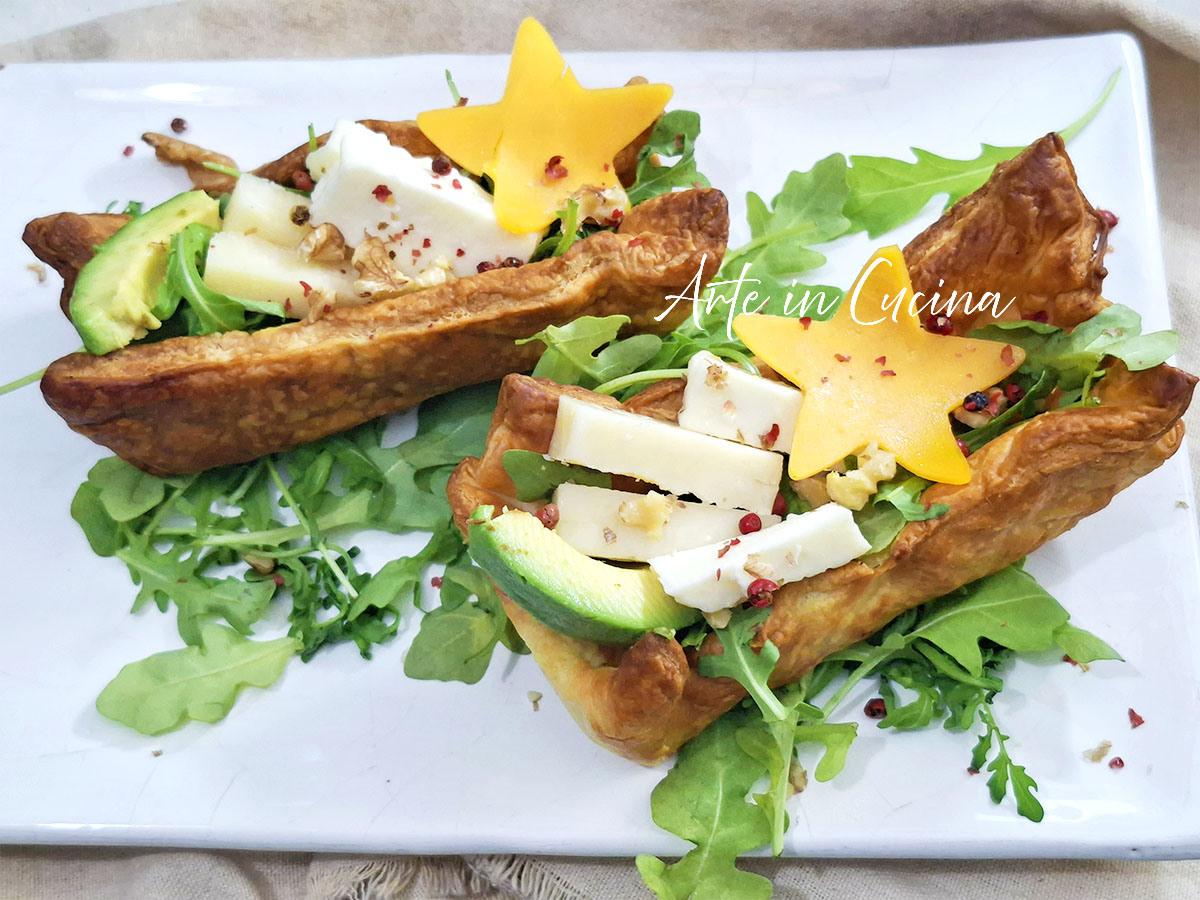 PETITES CAISSETTES de PÂTE FEUILLETÉE avec FROMAGES