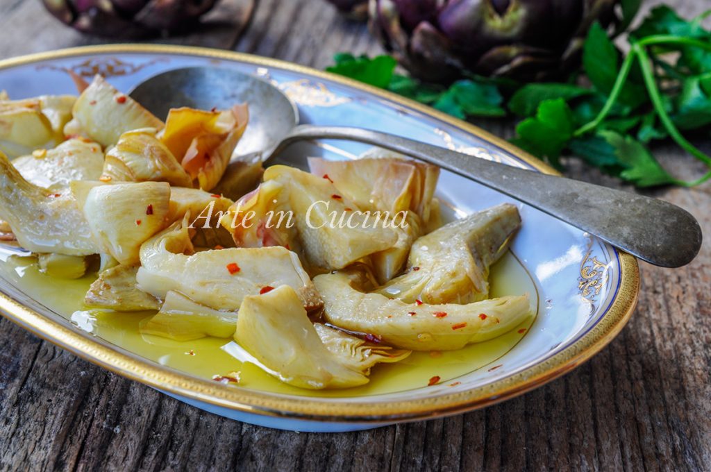 Petits artichauts à l'huile recette conserve apéritif rapide vickyart art en cuisine