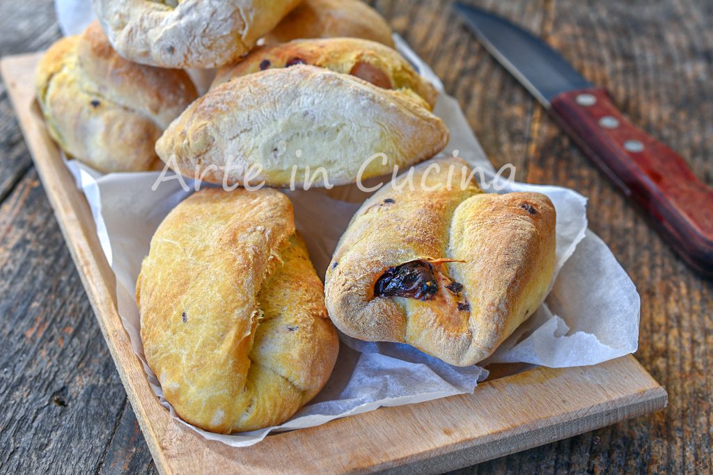 Petits pains aux olives et noix apéritif recette de maman
