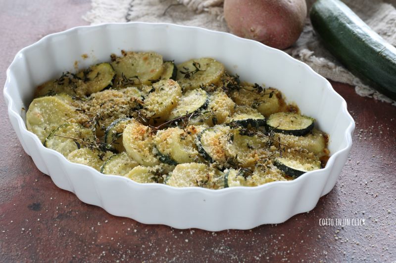 courgettes et pommes de terre gratinées au four