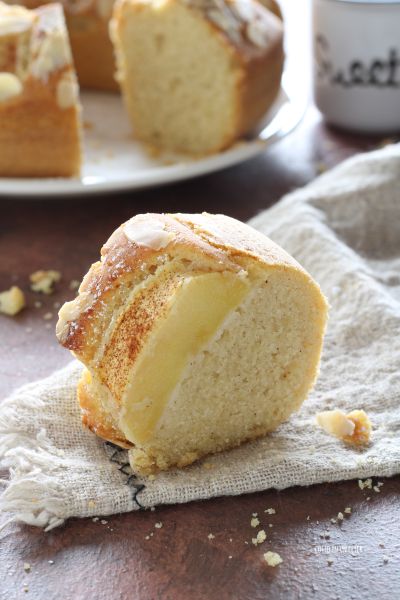 gâteau aux pommes et à la cannelle
