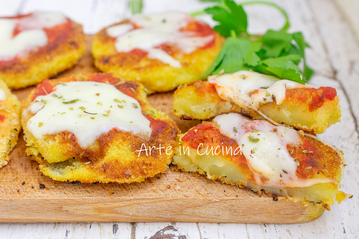 Pizzettes de pommes de terre mozzarella et tomate