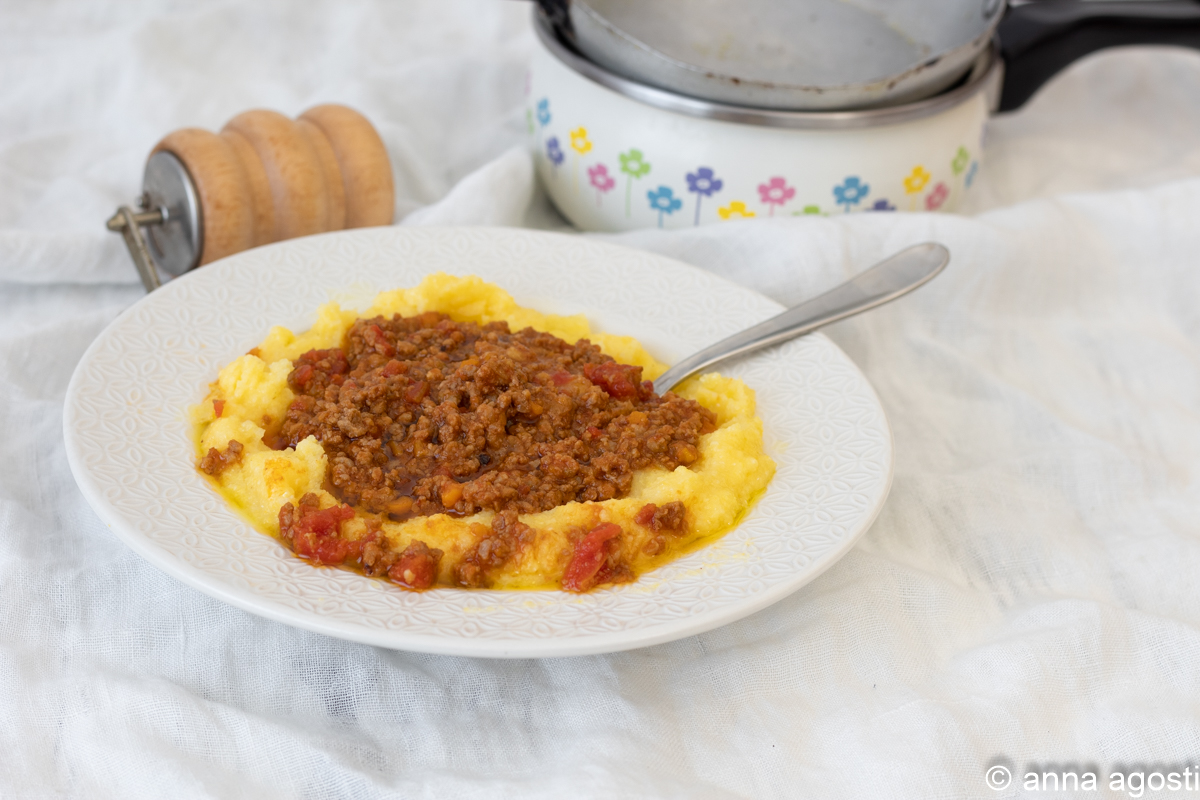Polenta aux champignons et ragù