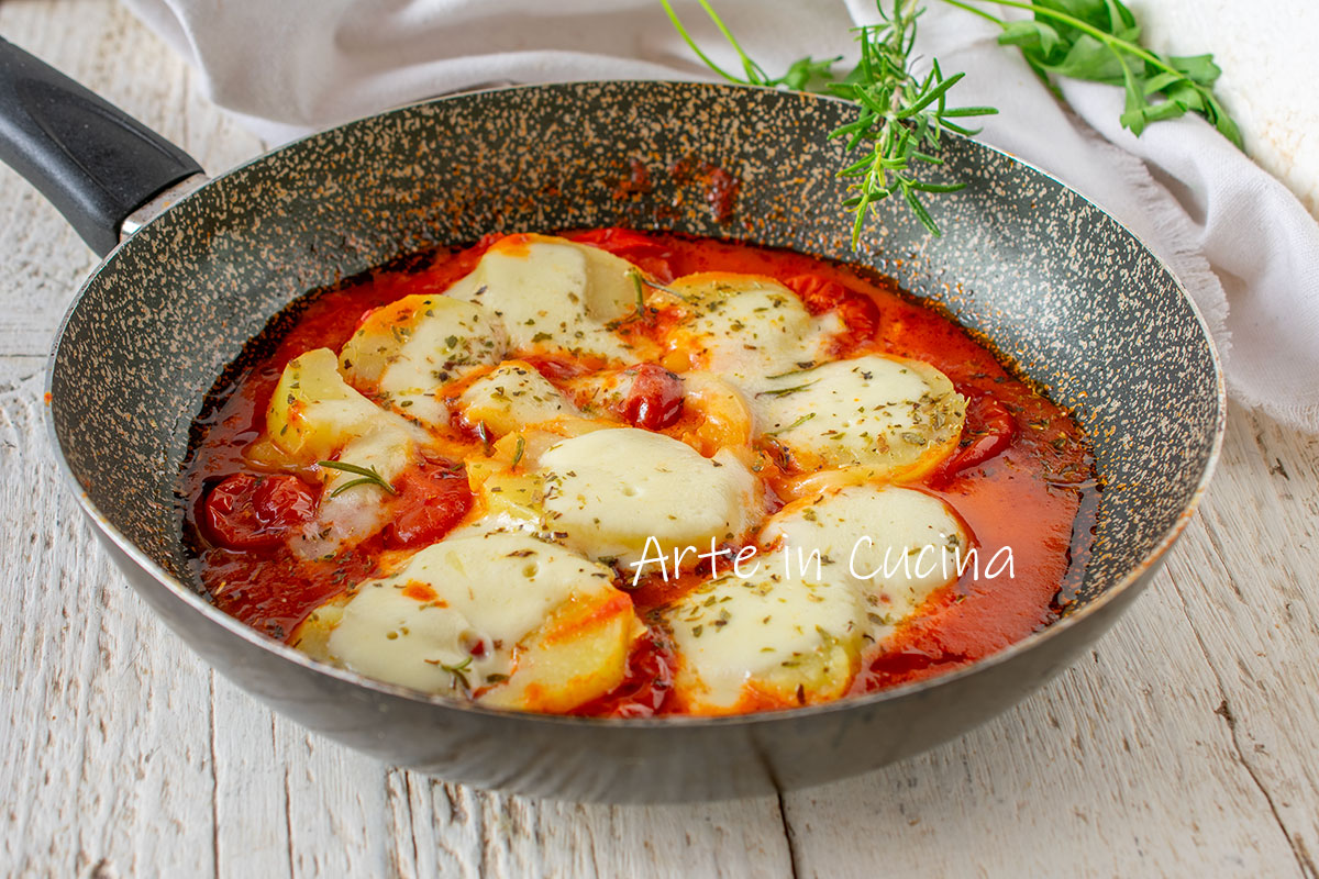 Pommes de terre à la pizzaiola à la poêle