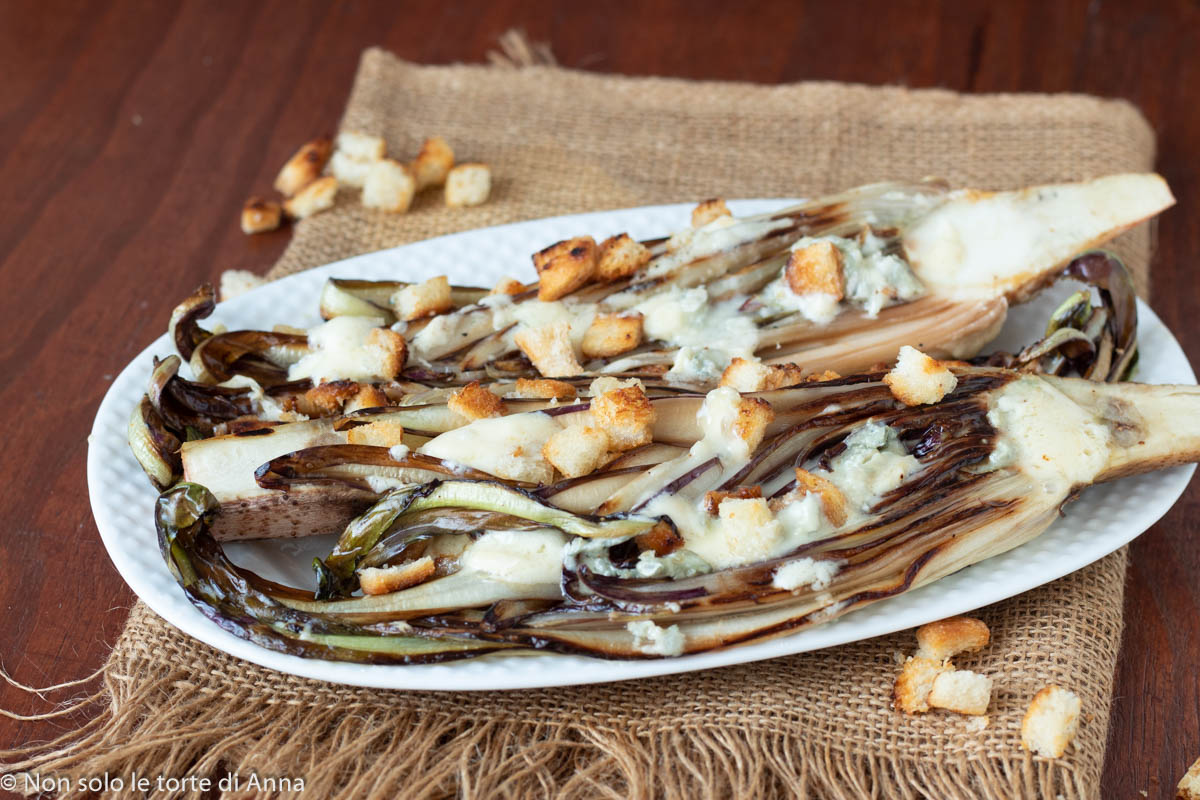Radicchio grillé avec gorgonzola