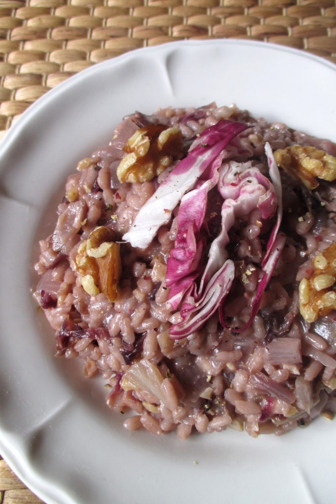 Risotto au radicchio et aux noix végan, Mangia senza Pancia