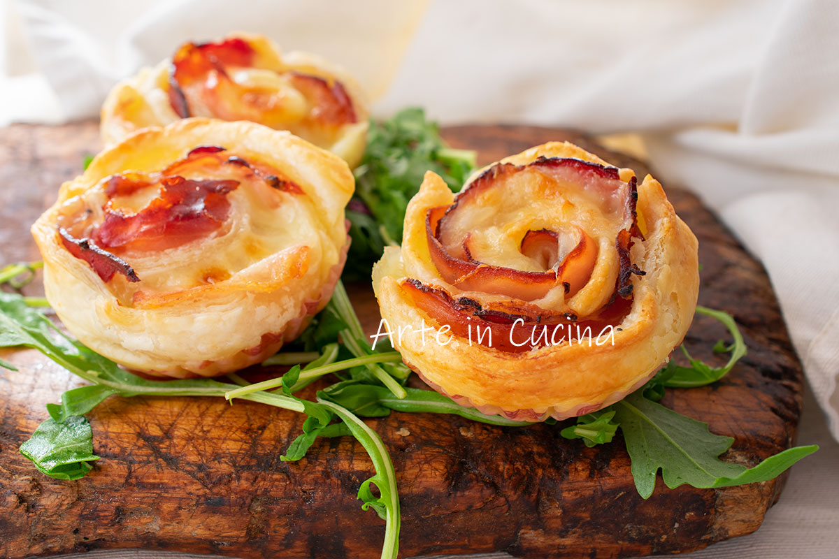 Roses avec pâte feuilletée, speck et provola