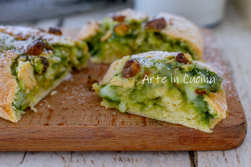 Roulé de pâte sablée pistache et crème pâtissière