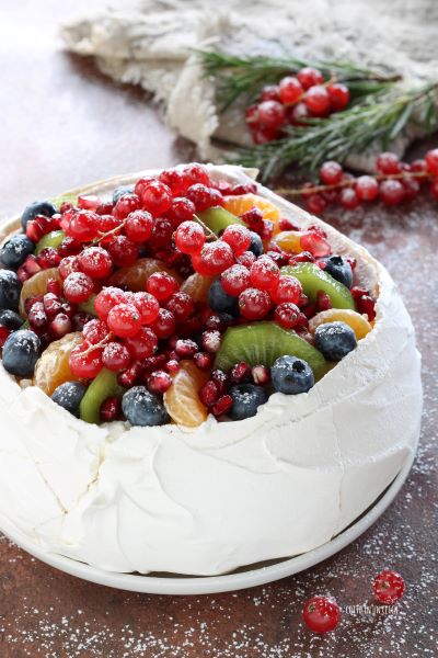 saupoudrez de sucre glace et servez à table