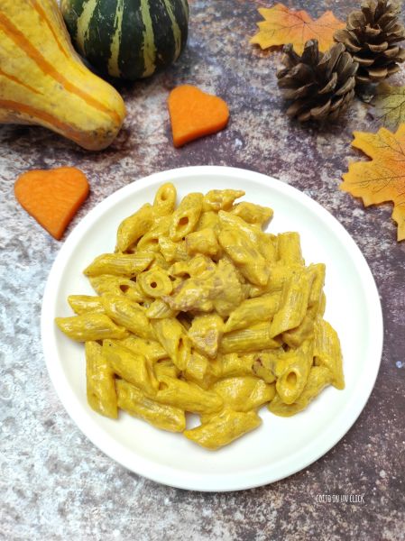 égoutter les pâtes et les faire sauter dans la sauce