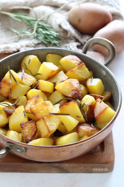 servez les pommes de terre encore chaudes