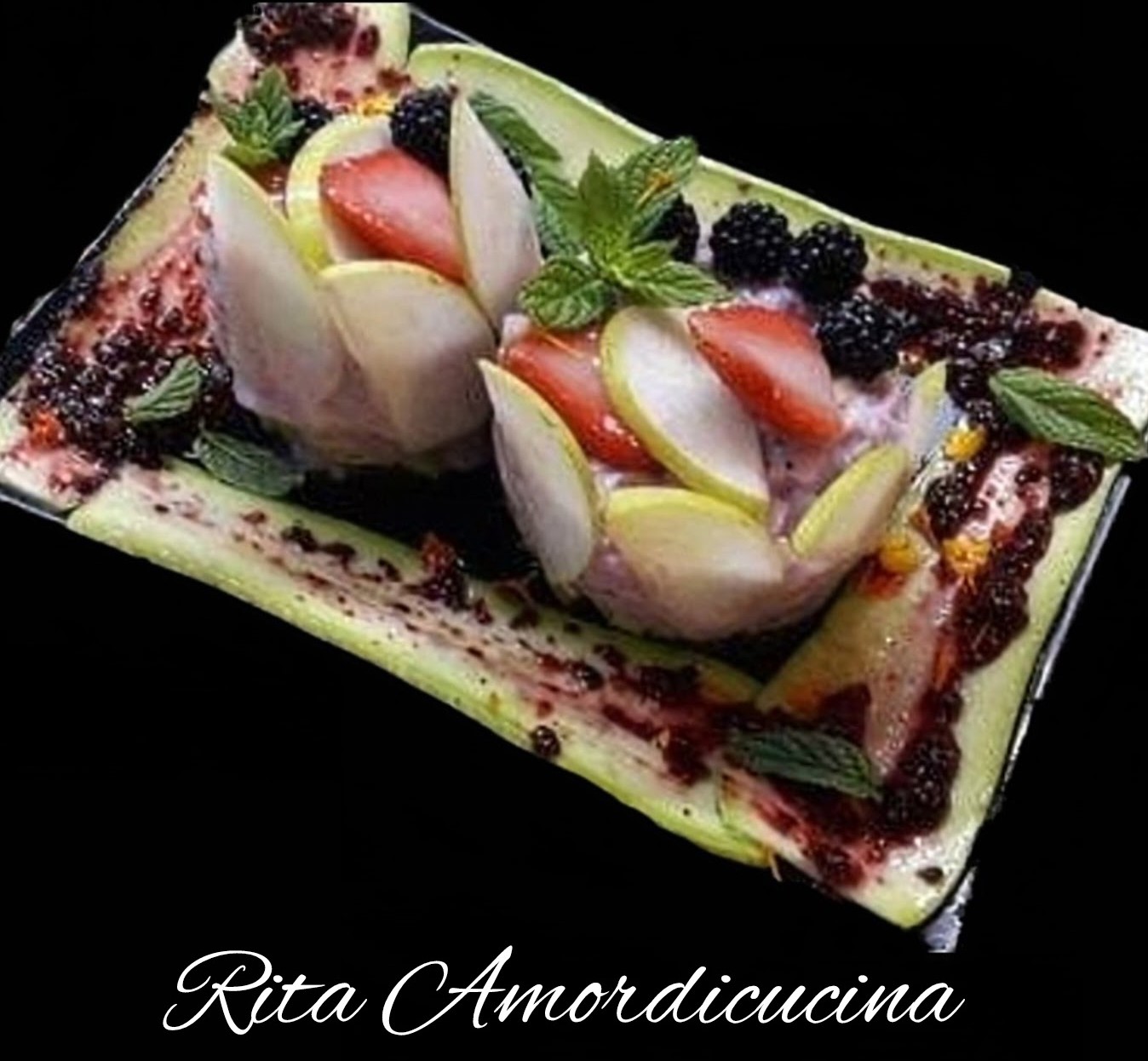 Tartare d&rsquo;espadon et fruits fingerfood