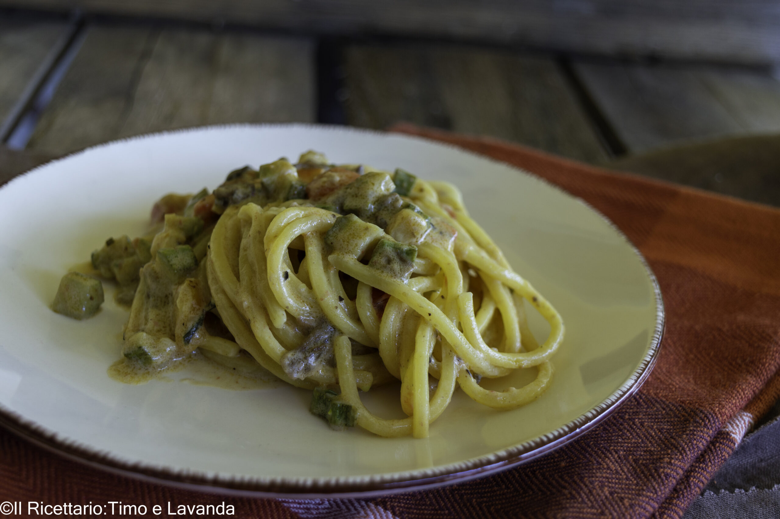 Tonnarelli aux légumes avec crème de ricotta