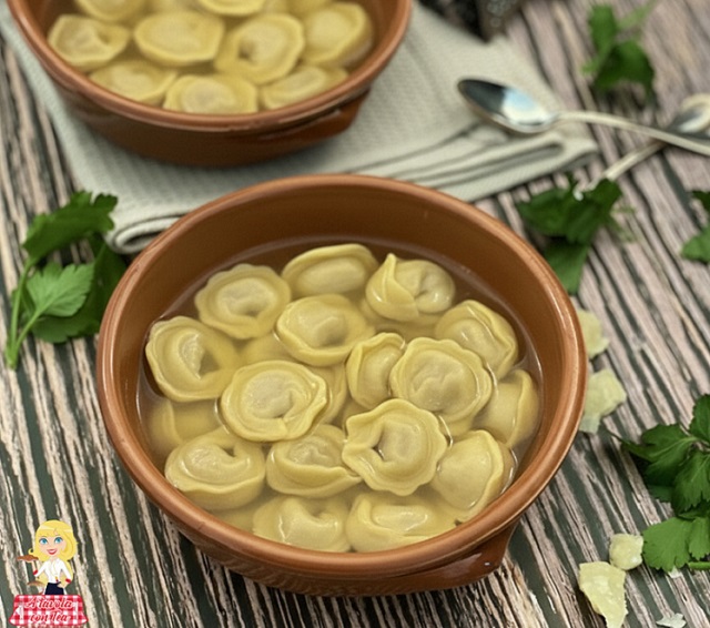 TORTELLINI EN BOUILLON MAISON