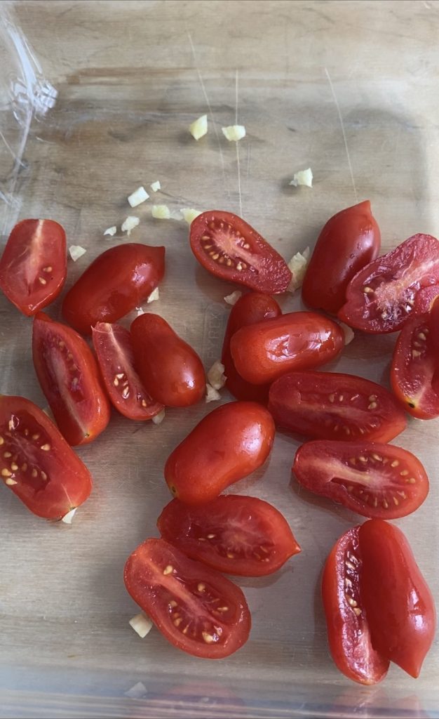 Tomates cerises plat allant au four
