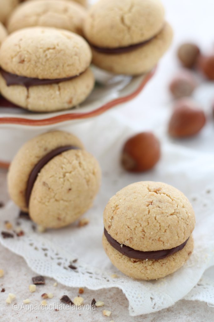 Baci di dama aux noisettes