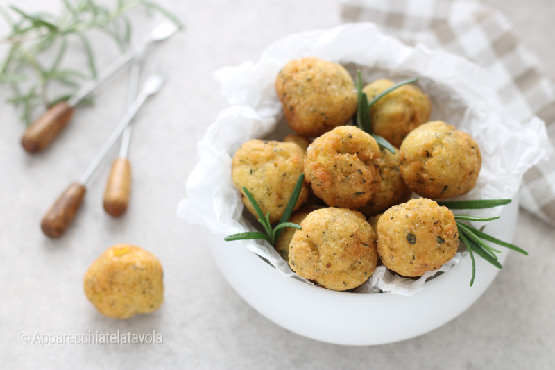 BOULETTES DE POLENTA RESTANTE