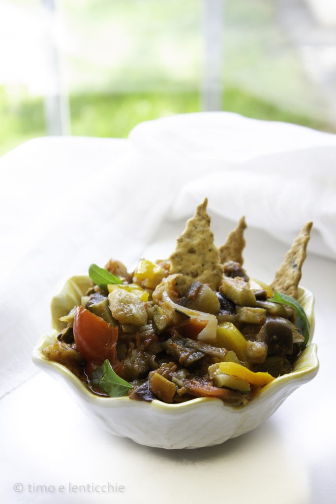 Caponata simple de légumes