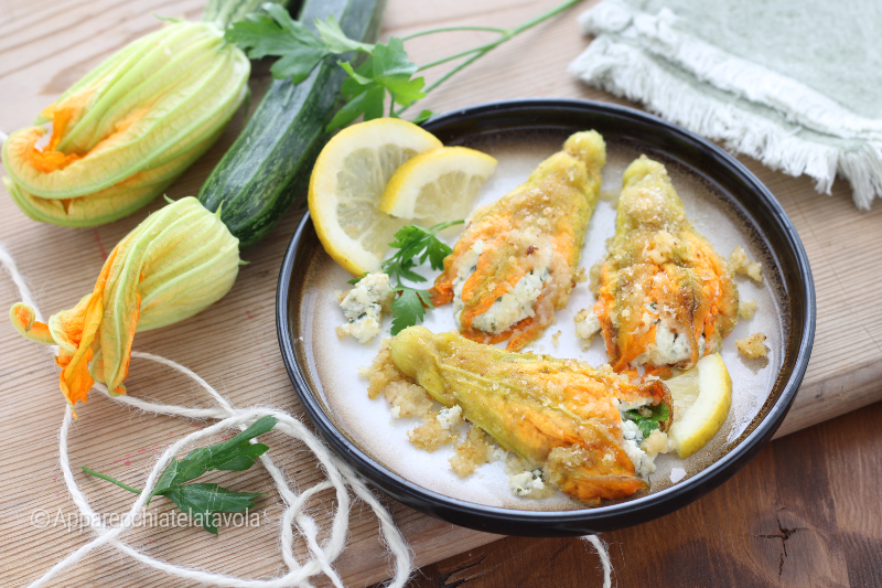 FLEURS DE COURGETTE AU FOUR FARCIES À LA RICOTTA ET AU CITRON