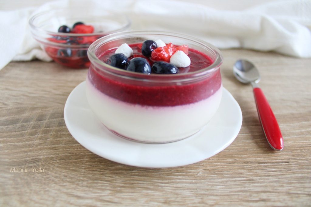 Panna cotta aux fruits rouges