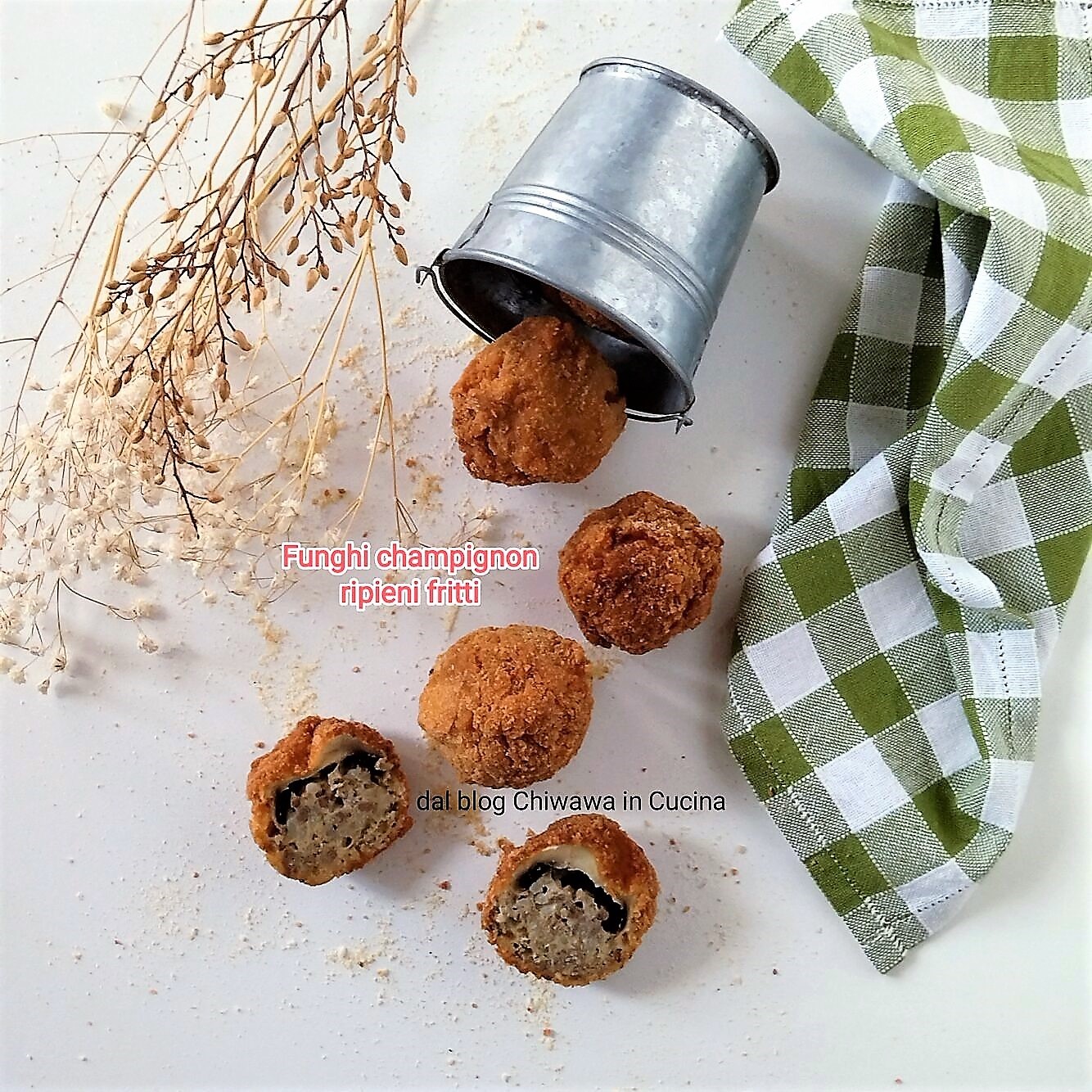 Champignons de Paris farcis frits