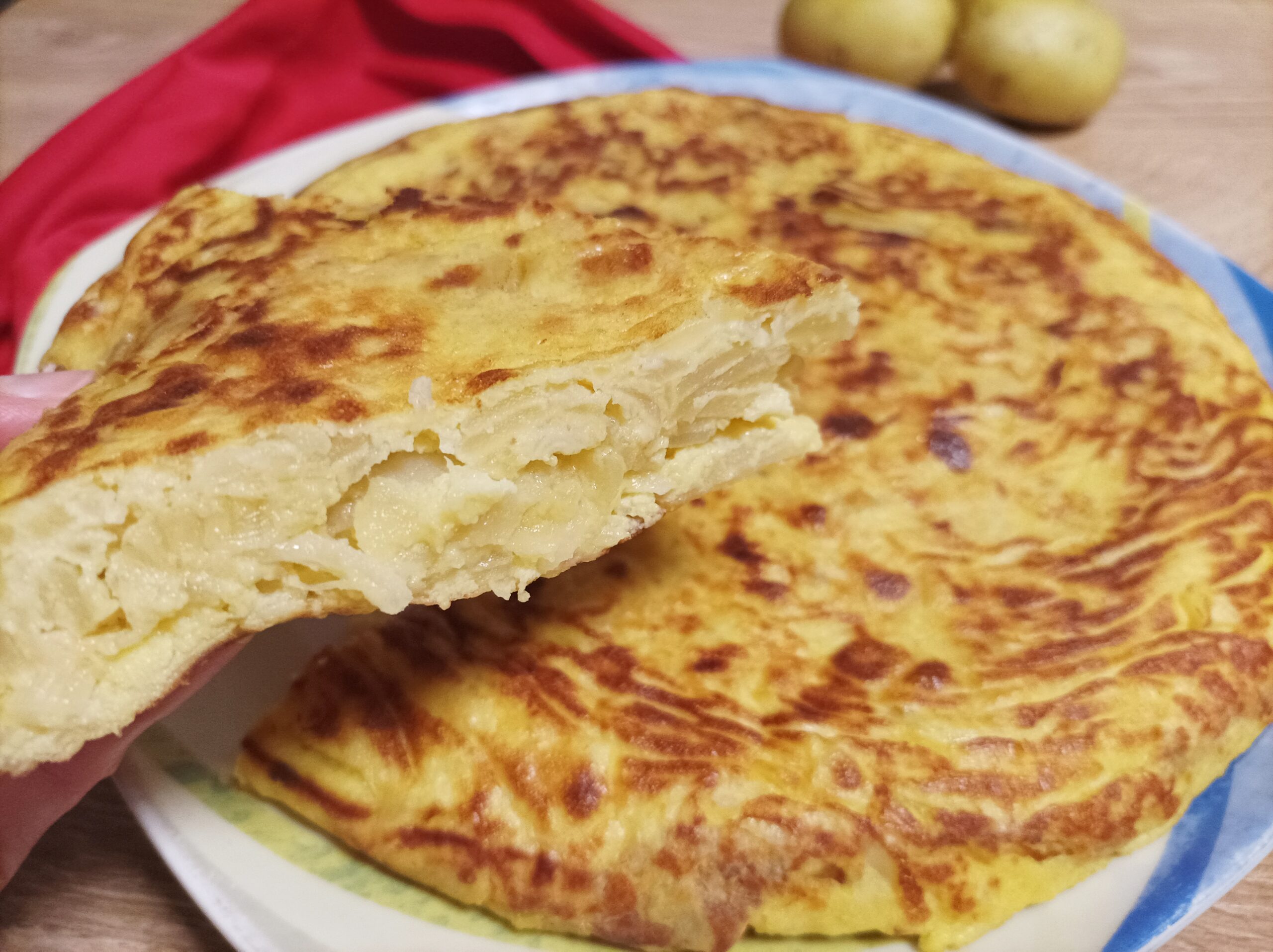 Tortilla de patatas avec oignon