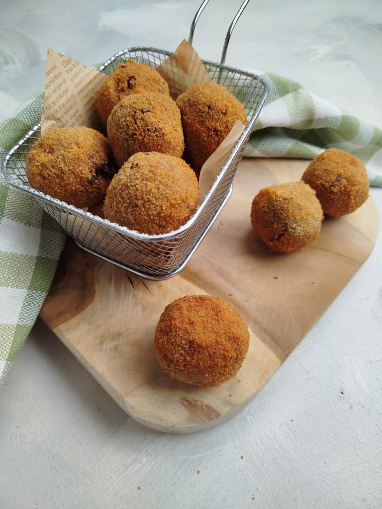 Boules de chicorée et noix