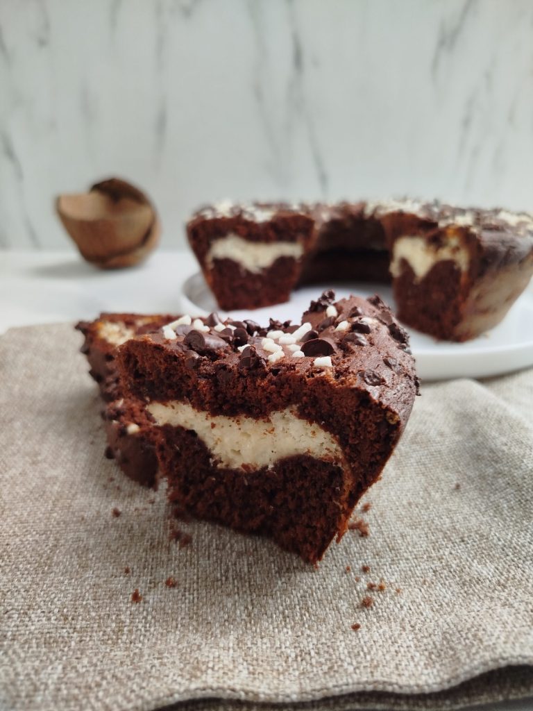 Gâteau au cacao avec coeur moelleux à la noix de coco